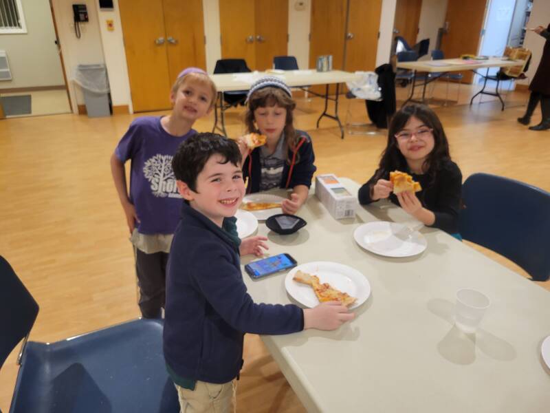 		                                		                                <span class="slider_title">
		                                    Welcome to our Kehillah!		                                </span>
		                                		                                
		                                		                            	                            	
		                            <span class="slider_description">We are a warm, welcoming, and friendly shul with daily Minyanim, numerous shiurim, and a weekly Kiddush.</span>
		                            		                            		                            